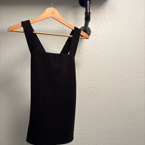 Theory criss cross stretchy Tank Top Women’s Size XS (p) black with built in bra